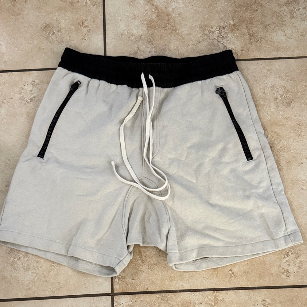 Essentials Men's Black and Cream Athletic Shorts